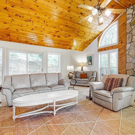 Doe Heights Chalet Batesville 外观 照片