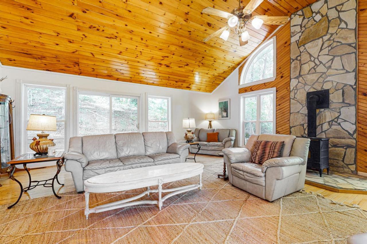 Doe Heights Chalet Batesville 外观 照片