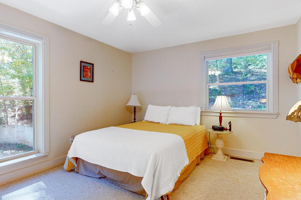 Doe Heights Chalet Batesville 外观 照片